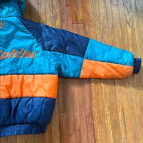 90’s Pro Player Miami Dolphins Vintage Puffer Jacket - Picture 15 of 16